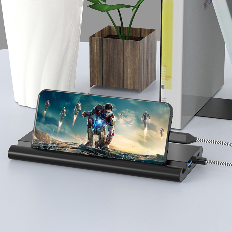 帶 3.5 毫米音頻/麥克風的 USB C 集線器